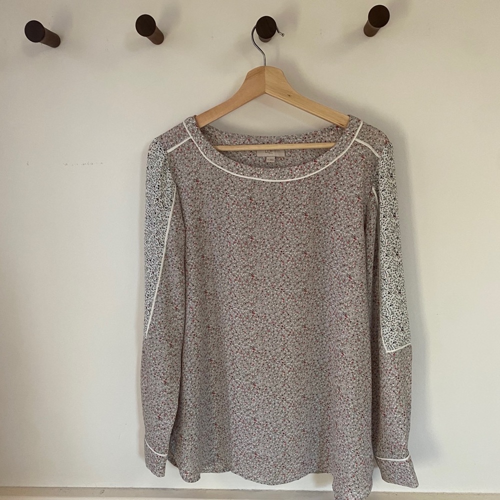 LOFT outlet Size Medium Top
